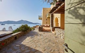 Ochre Dream, Beach Front & Sunset Villa Naousa